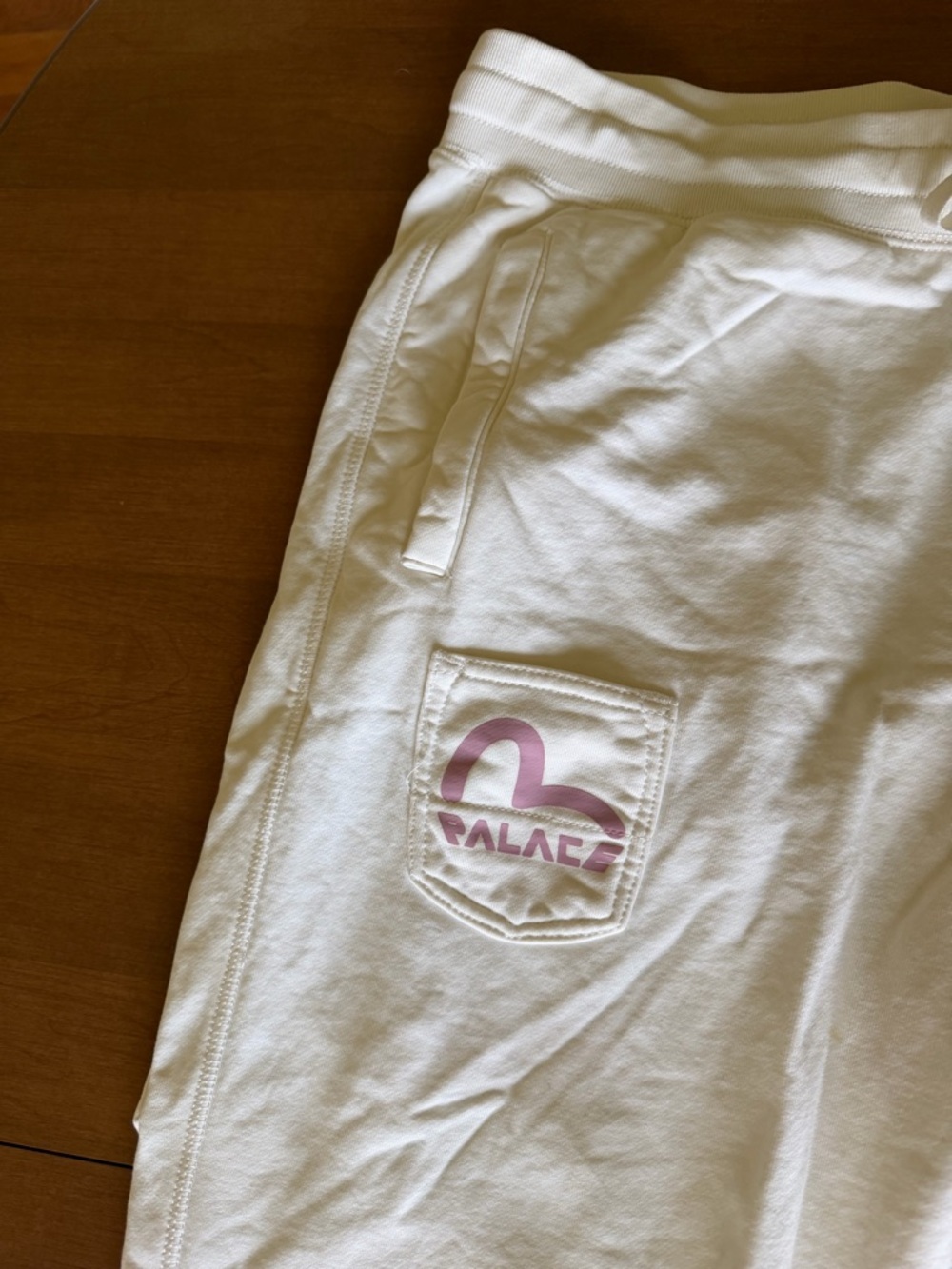 PALACE x Evisu Multi Pocket Joggers in White size XL - Picture 4 of 6